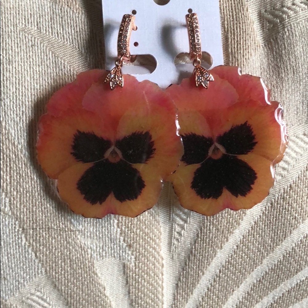 Earrings new hand-made pansies orange